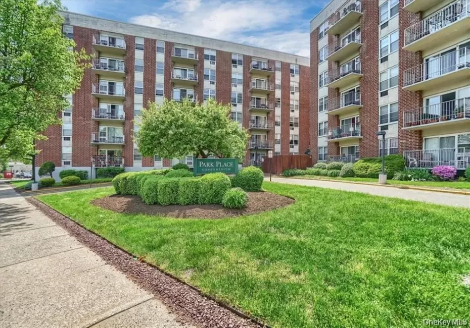 35 Park Avenue, Ramapo, NY, 2 Bedrooms Bedrooms, 7 Rooms Rooms,2 BathroomsBathrooms,Residential,For Rent,Park,0,1010561 35 Park Avenue, Ramapo, NY, 2 Bedrooms Bedrooms, 7 Rooms Rooms,2 BathroomsBathrooms,Residential,For Rent,Park,0,1010561