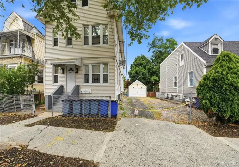 832 Calhoun Avenue, New York, NY, 4 Bedrooms Bedrooms, 6 Rooms Rooms,1 BathroomBathrooms,Residential Lease,For Rent,Calhoun,0,1012325 832 Calhoun Avenue, New York, NY, 4 Bedrooms Bedrooms, 6 Rooms Rooms,1 BathroomBathrooms,Residential Lease,For Rent,Calhoun,0,1012325