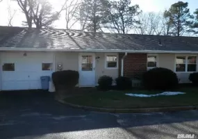 114 Exmore Court, Brookhaven, NY, 2 Bedrooms Bedrooms, 5 Rooms Rooms,1 BathroomBathrooms,Residential Lease,For Rent,Exmore,0,1013403 114 Exmore Court, Brookhaven, NY, 2 Bedrooms Bedrooms, 5 Rooms Rooms,1 BathroomBathrooms,Residential Lease,For Rent,Exmore,0,1013403