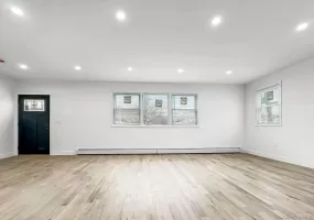110-03 155th Street, New York, NY, 3 Bedrooms Bedrooms, 5 Rooms Rooms,2 BathroomsBathrooms,Residential Lease,For Rent,155th Street,0,1013429 110-03 155th Street, New York, NY, 3 Bedrooms Bedrooms, 5 Rooms Rooms,2 BathroomsBathrooms,Residential Lease,For Rent,155th Street,0,1013429