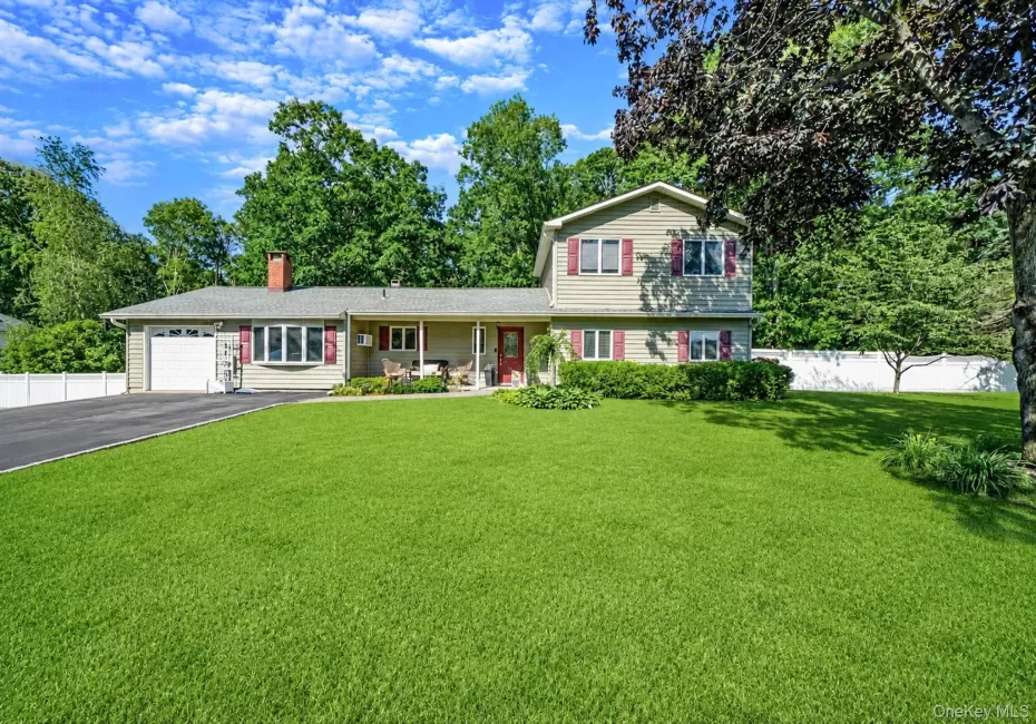 47 Fox Lane, Brookhaven, NY, 4 Bedrooms Bedrooms, 10 Rooms Rooms,2 BathroomsBathrooms,Residential,For Rent,Fox,0,1013206 47 Fox Lane, Brookhaven, NY, 4 Bedrooms Bedrooms, 10 Rooms Rooms,2 BathroomsBathrooms,Residential,For Rent,Fox,0,1013206
