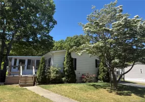 525/83 Riverleigh Avenue, Riverhead, NY, 2 Bedrooms Bedrooms, 7 Rooms Rooms,2 BathroomsBathrooms,Residential,For Rent,Riverleigh,0,1013718 525/83 Riverleigh Avenue, Riverhead, NY, 2 Bedrooms Bedrooms, 7 Rooms Rooms,2 BathroomsBathrooms,Residential,For Rent,Riverleigh,0,1013718