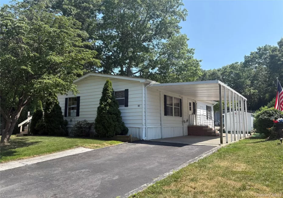 525/83 Riverleigh Avenue, Riverhead, NY, 2 Bedrooms Bedrooms, 7 Rooms Rooms,2 BathroomsBathrooms,Residential,For Rent,Riverleigh,0,1013718 525/83 Riverleigh Avenue, Riverhead, NY, 2 Bedrooms Bedrooms, 7 Rooms Rooms,2 BathroomsBathrooms,Residential,For Rent,Riverleigh,0,1013718