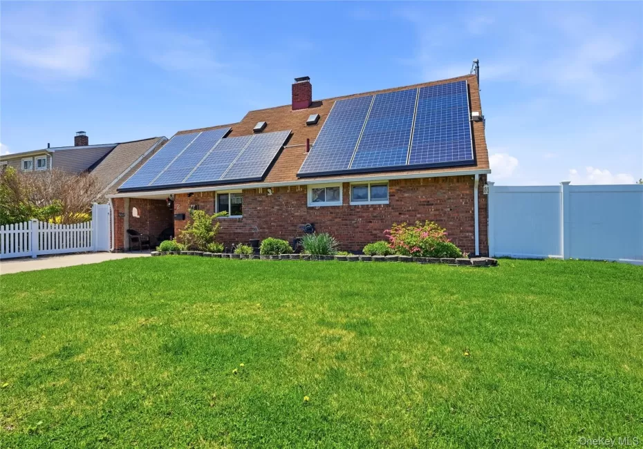 2 Tallow Lane, Hempstead, NY, 5 Bedrooms Bedrooms, 9 Rooms Rooms,2 BathroomsBathrooms,Residential,For Rent,Tallow,0,993343 2 Tallow Lane, Hempstead, NY, 5 Bedrooms Bedrooms, 9 Rooms Rooms,2 BathroomsBathrooms,Residential,For Rent,Tallow,0,993343