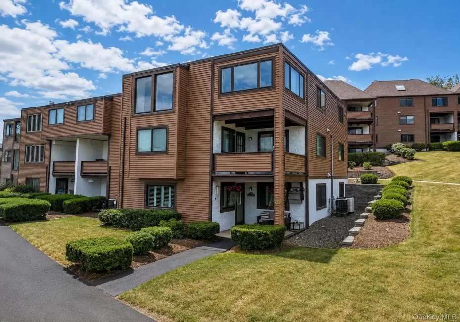 350 Water Street, Newburgh (city), NY, 2 Bedrooms Bedrooms, 5 Rooms Rooms,1 BathroomBathrooms,Residential,For Rent,Water,0,1009381 350 Water Street, Newburgh (city), NY, 2 Bedrooms Bedrooms, 5 Rooms Rooms,1 BathroomBathrooms,Residential,For Rent,Water,0,1009381