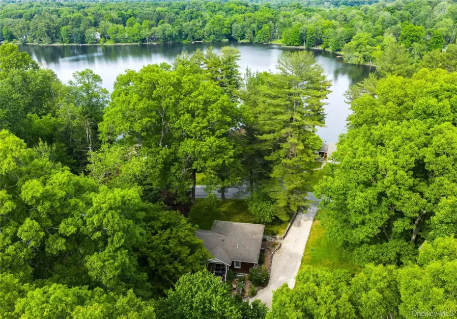 56 Lake Shore Drive, Lewisboro, NY, 3 Bedrooms Bedrooms, 8 Rooms Rooms,2 BathroomsBathrooms,Residential,For Rent,Lake Shore,0,1010414 56 Lake Shore Drive, Lewisboro, NY, 3 Bedrooms Bedrooms, 8 Rooms Rooms,2 BathroomsBathrooms,Residential,For Rent,Lake Shore,0,1010414