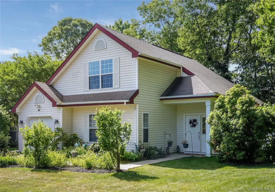 4 Blair Court, Brookhaven, NY, 3 Bedrooms Bedrooms, 7 Rooms Rooms,2 BathroomsBathrooms,Residential,For Rent,Blair,0,1012534 4 Blair Court, Brookhaven, NY, 3 Bedrooms Bedrooms, 7 Rooms Rooms,2 BathroomsBathrooms,Residential,For Rent,Blair,0,1012534