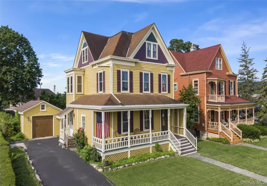 28 Grandview Avenue, Catskill, NY, 4 Bedrooms Bedrooms, 7 Rooms Rooms,2 BathroomsBathrooms,Residential,For Rent,Grandview,0,1011941 28 Grandview Avenue, Catskill, NY, 4 Bedrooms Bedrooms, 7 Rooms Rooms,2 BathroomsBathrooms,Residential,For Rent,Grandview,0,1011941