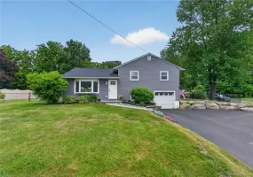 9 Arbor Drive, Newburgh (town), NY, 3 Bedrooms Bedrooms, 6 Rooms Rooms,1 BathroomBathrooms,Residential,For Rent,Arbor,0,1013548 9 Arbor Drive, Newburgh (town), NY, 3 Bedrooms Bedrooms, 6 Rooms Rooms,1 BathroomBathrooms,Residential,For Rent,Arbor,0,1013548