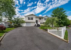 25 Shore Drive, Brookhaven, NY, 7 Bedrooms Bedrooms, 12 Rooms Rooms,4 BathroomsBathrooms,Residential,For Rent,Shore,0,1011620 25 Shore Drive, Brookhaven, NY, 7 Bedrooms Bedrooms, 12 Rooms Rooms,4 BathroomsBathrooms,Residential,For Rent,Shore,0,1011620