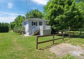 2 North Street, Brookhaven, NY, 2 Bedrooms Bedrooms, 5 Rooms Rooms,1 BathroomBathrooms,Residential,For Rent,North,0,1013119 2 North Street, Brookhaven, NY, 2 Bedrooms Bedrooms, 5 Rooms Rooms,1 BathroomBathrooms,Residential,For Rent,North,0,1013119
