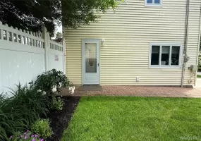 95 Stephen Road, Islip, NY, 1 Bedroom Bedrooms, 3 Rooms Rooms,1 BathroomBathrooms,Residential Lease,For Rent,Stephen,0,1011471 95 Stephen Road, Islip, NY, 1 Bedroom Bedrooms, 3 Rooms Rooms,1 BathroomBathrooms,Residential Lease,For Rent,Stephen,0,1011471