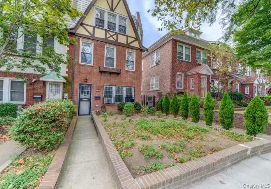 6842 Dartmouth Street, New York, NY, 1 Bedroom Bedrooms, 3 Rooms Rooms,1 BathroomBathrooms,Residential Lease,For Rent,Dartmouth,0,1013756 6842 Dartmouth Street, New York, NY, 1 Bedroom Bedrooms, 3 Rooms Rooms,1 BathroomBathrooms,Residential Lease,For Rent,Dartmouth,0,1013756