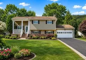 46 Merriewold Lane, Blooming Grove, NY, 4 Bedrooms Bedrooms, 7 Rooms Rooms,2 BathroomsBathrooms,Residential,For Rent,Merriewold,0,1013490 46 Merriewold Lane, Blooming Grove, NY, 4 Bedrooms Bedrooms, 7 Rooms Rooms,2 BathroomsBathrooms,Residential,For Rent,Merriewold,0,1013490