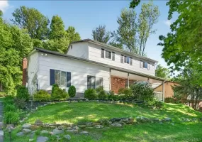 18 Arlington Drive, Blooming Grove, NY, 4 Bedrooms Bedrooms, 7 Rooms Rooms,2 BathroomsBathrooms,Residential,For Rent,Arlington,0,1013511 18 Arlington Drive, Blooming Grove, NY, 4 Bedrooms Bedrooms, 7 Rooms Rooms,2 BathroomsBathrooms,Residential,For Rent,Arlington,0,1013511