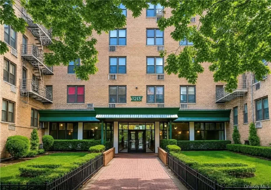 1213 Avenue Z, New York, NY, 1 Bedroom Bedrooms, 3 Rooms Rooms,1 BathroomBathrooms,Residential,For Rent,Avenue Z,0,1013885 1213 Avenue Z, New York, NY, 1 Bedroom Bedrooms, 3 Rooms Rooms,1 BathroomBathrooms,Residential,For Rent,Avenue Z,0,1013885