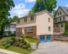1 Wood Road, North Hempstead, NY, 4 Bedrooms Bedrooms, 10 Rooms Rooms,2 BathroomsBathrooms,Residential,For Rent,Wood,0,1014083 1 Wood Road, North Hempstead, NY, 4 Bedrooms Bedrooms, 10 Rooms Rooms,2 BathroomsBathrooms,Residential,For Rent,Wood,0,1014083