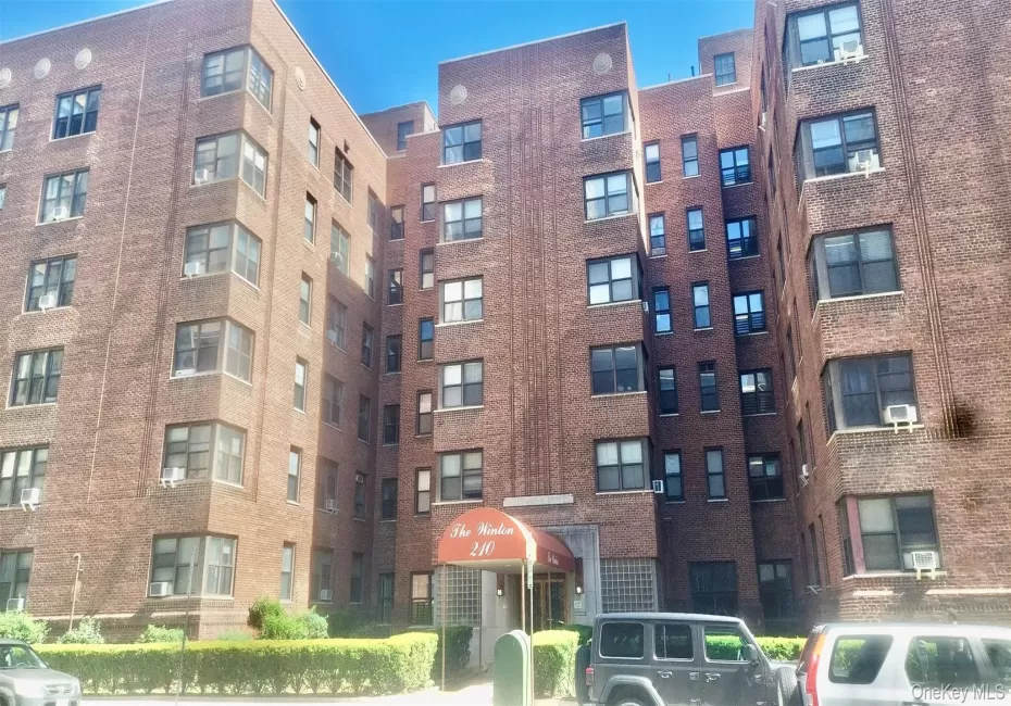 210 Martine Avenue, White Plains, NY, 2 Bedrooms Bedrooms, 5 Rooms Rooms,1 BathroomBathrooms,Residential,For Rent,Martine,0,1014078 210 Martine Avenue, White Plains, NY, 2 Bedrooms Bedrooms, 5 Rooms Rooms,1 BathroomBathrooms,Residential,For Rent,Martine,0,1014078