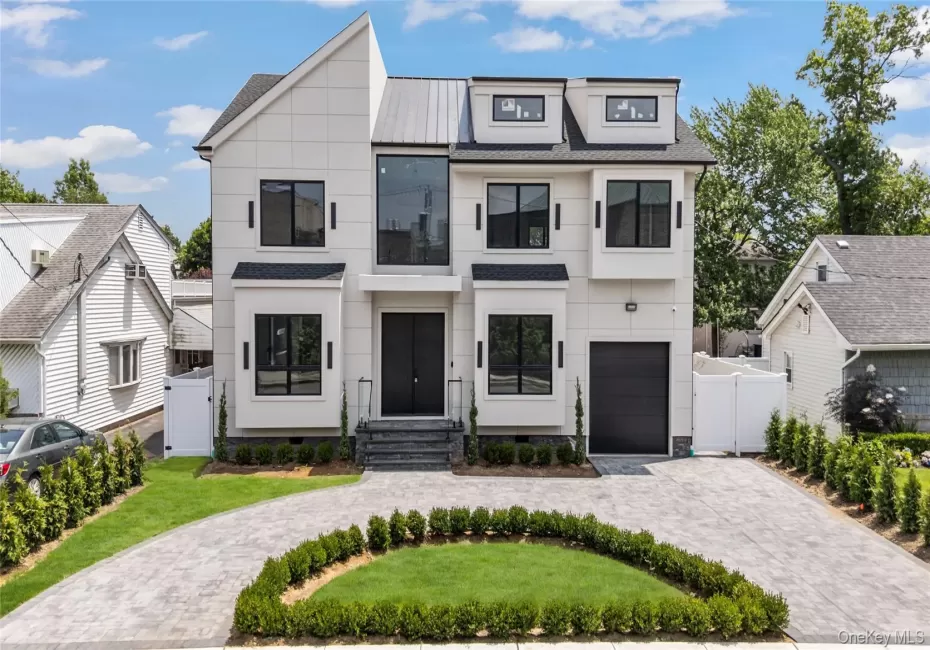 857 Glen Drive, Hempstead, NY, 5 Bedrooms Bedrooms, 12 Rooms Rooms,3 BathroomsBathrooms,Residential,For Rent,Glen,0,1012442 857 Glen Drive, Hempstead, NY, 5 Bedrooms Bedrooms, 12 Rooms Rooms,3 BathroomsBathrooms,Residential,For Rent,Glen,0,1012442