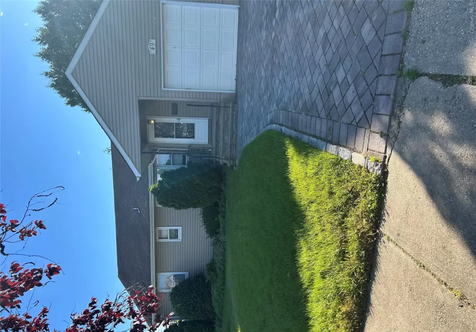 49 Colonial Drive, Oyster Bay, NY, 3 Bedrooms Bedrooms, 5 Rooms Rooms,1 BathroomBathrooms,Residential,For Rent,Colonial,0,1014001 49 Colonial Drive, Oyster Bay, NY, 3 Bedrooms Bedrooms, 5 Rooms Rooms,1 BathroomBathrooms,Residential,For Rent,Colonial,0,1014001