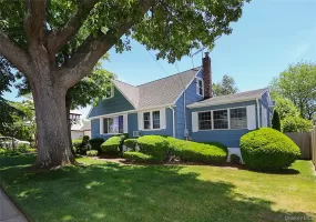 15 Hemlock Street, Hempstead, NY, 4 Bedrooms Bedrooms, 7 Rooms Rooms,2 BathroomsBathrooms,Residential,For Rent,Hemlock,0,1007438 15 Hemlock Street, Hempstead, NY, 4 Bedrooms Bedrooms, 7 Rooms Rooms,2 BathroomsBathrooms,Residential,For Rent,Hemlock,0,1007438