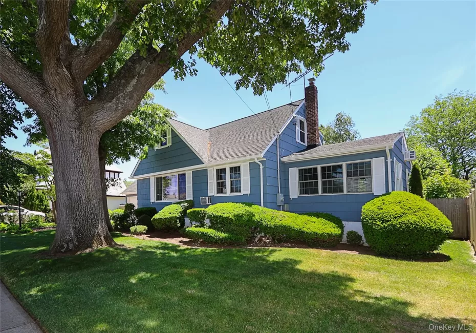 15 Hemlock Street, Hempstead, NY, 4 Bedrooms Bedrooms, 7 Rooms Rooms,2 BathroomsBathrooms,Residential,For Rent,Hemlock,0,1007438 15 Hemlock Street, Hempstead, NY, 4 Bedrooms Bedrooms, 7 Rooms Rooms,2 BathroomsBathrooms,Residential,For Rent,Hemlock,0,1007438