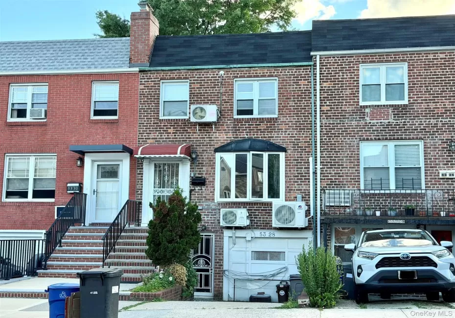 5328 196th Street, New York, NY, 3 Bedrooms Bedrooms, 6 Rooms Rooms,2 BathroomsBathrooms,Residential,For Rent,196th,0,1013932 5328 196th Street, New York, NY, 3 Bedrooms Bedrooms, 6 Rooms Rooms,2 BathroomsBathrooms,Residential,For Rent,196th,0,1013932