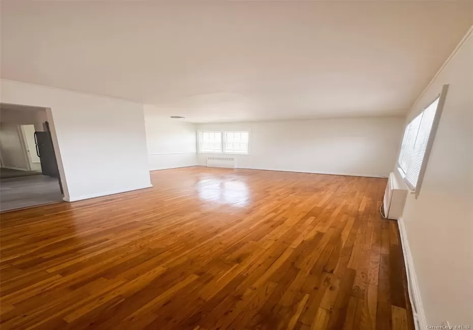 2711 Deerfield Road, New York, NY, 2 Bedrooms Bedrooms, 3 Rooms Rooms,1 BathroomBathrooms,Residential Lease,For Rent,Deerfield,0,1013861 2711 Deerfield Road, New York, NY, 2 Bedrooms Bedrooms, 3 Rooms Rooms,1 BathroomBathrooms,Residential Lease,For Rent,Deerfield,0,1013861