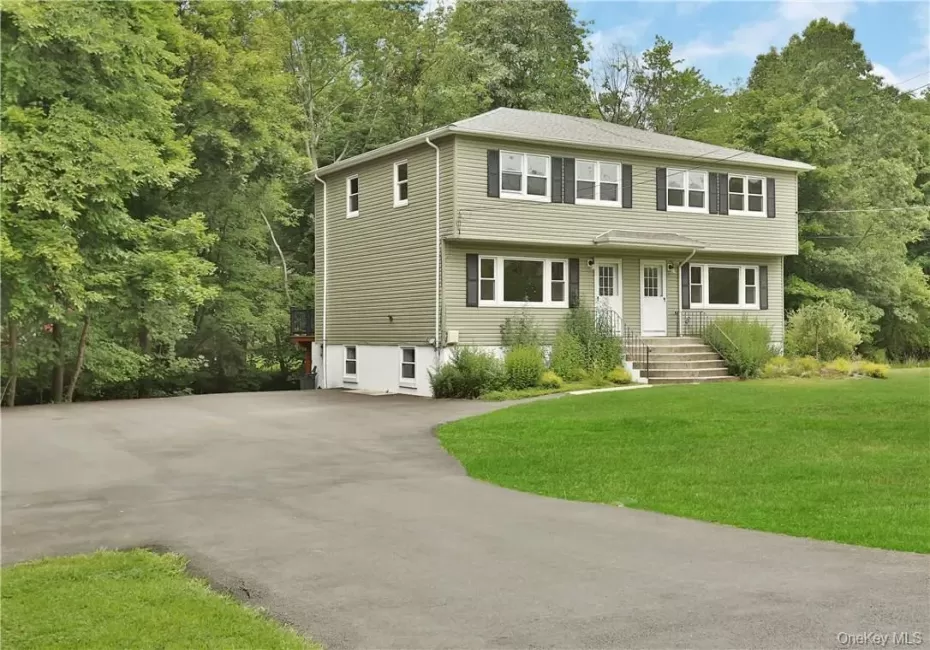33 Margaret Keahon Drive, Orangetown, NY, 3 Bedrooms Bedrooms, 7 Rooms Rooms,1 BathroomBathrooms,Residential Lease,For Rent,Margaret Keahon,0,1013832 33 Margaret Keahon Drive, Orangetown, NY, 3 Bedrooms Bedrooms, 7 Rooms Rooms,1 BathroomBathrooms,Residential Lease,For Rent,Margaret Keahon,0,1013832