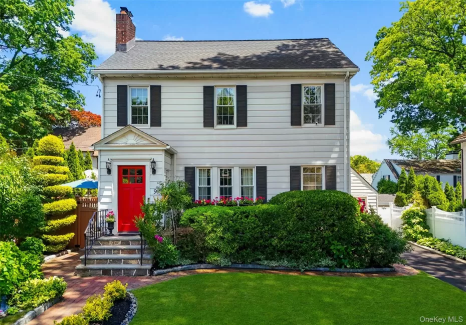 9 Maul Street, New Rochelle, NY, 3 Bedrooms Bedrooms, 7 Rooms Rooms,1 BathroomBathrooms,Residential,For Rent,Maul,0,1006611 9 Maul Street, New Rochelle, NY, 3 Bedrooms Bedrooms, 7 Rooms Rooms,1 BathroomBathrooms,Residential,For Rent,Maul,0,1006611