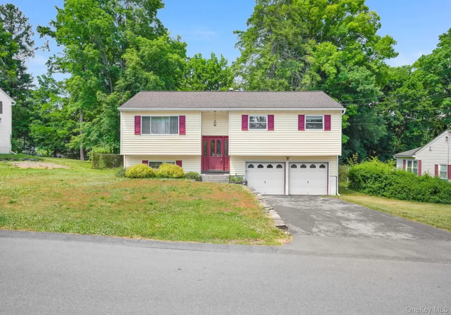 8 Ricky Lane, Poughkeepsie (town), NY, 3 Bedrooms Bedrooms, 10 Rooms Rooms,1 BathroomBathrooms,Residential,For Rent,Ricky,0,1010313 8 Ricky Lane, Poughkeepsie (town), NY, 3 Bedrooms Bedrooms, 10 Rooms Rooms,1 BathroomBathrooms,Residential,For Rent,Ricky,0,1010313