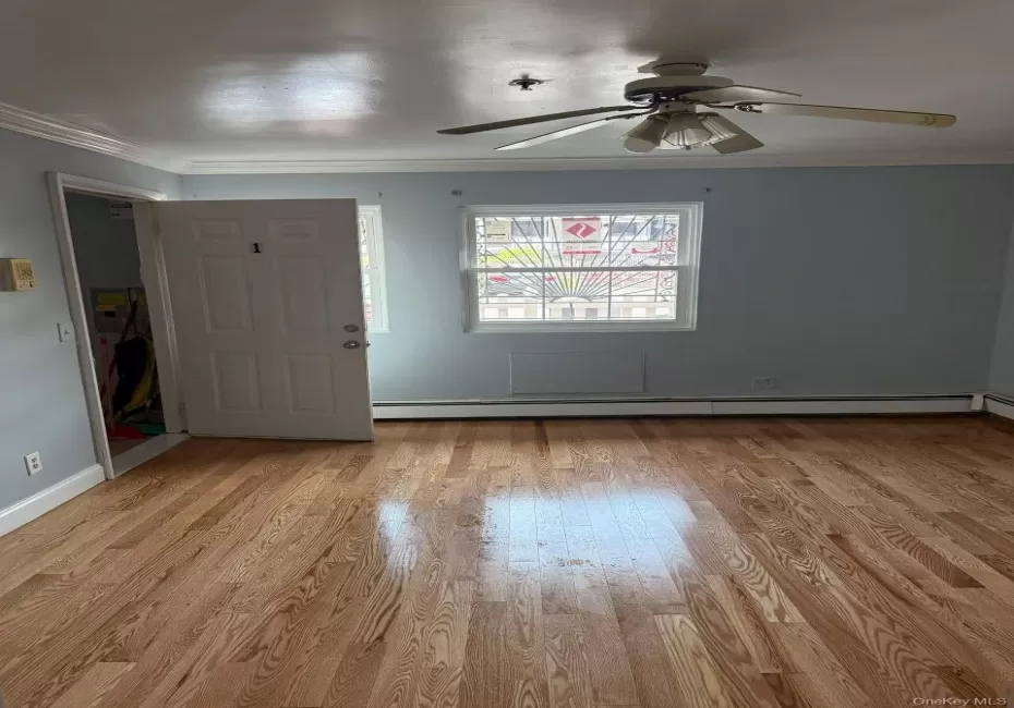 33 Harper Court, New York, NY, 2 Bedrooms Bedrooms, 5 Rooms Rooms,1 BathroomBathrooms,Residential Lease,For Rent,Harper,0,1013931 33 Harper Court, New York, NY, 2 Bedrooms Bedrooms, 5 Rooms Rooms,1 BathroomBathrooms,Residential Lease,For Rent,Harper,0,1013931