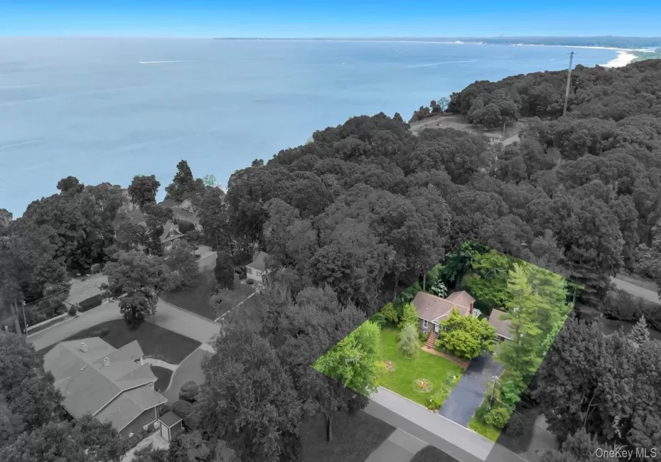 50 Soundview Drive, Smithtown, NY, 3 Bedrooms Bedrooms, 8 Rooms Rooms,3 BathroomsBathrooms,Residential,For Rent,Soundview,0,992501 50 Soundview Drive, Smithtown, NY, 3 Bedrooms Bedrooms, 8 Rooms Rooms,3 BathroomsBathrooms,Residential,For Rent,Soundview,0,992501
