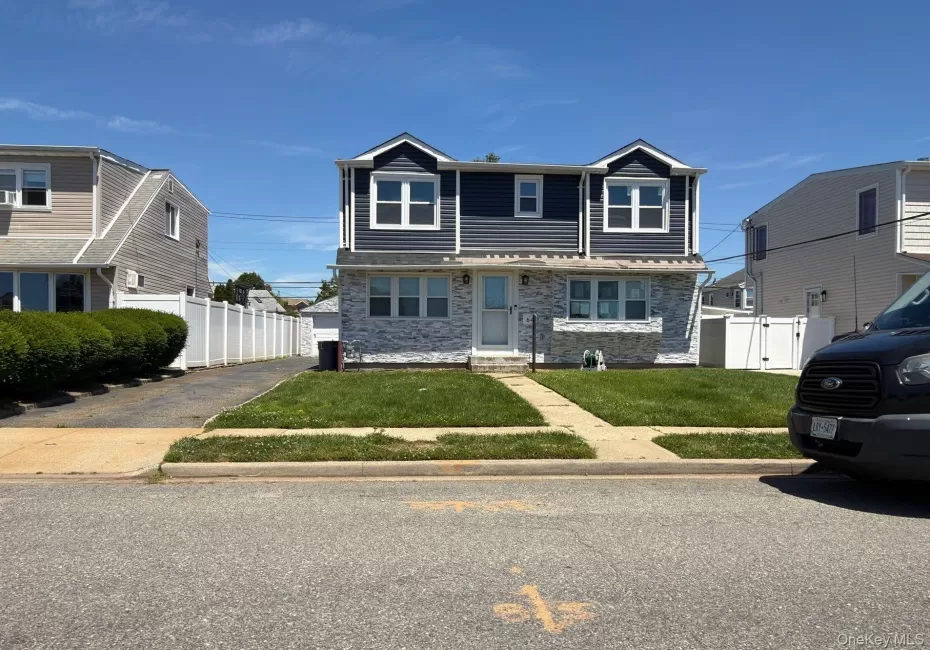 64 Ketcham Avenue, Oyster Bay, NY, 4 Bedrooms Bedrooms, 8 Rooms Rooms,2 BathroomsBathrooms,Residential,For Rent,Ketcham,0,1014174 64 Ketcham Avenue, Oyster Bay, NY, 4 Bedrooms Bedrooms, 8 Rooms Rooms,2 BathroomsBathrooms,Residential,For Rent,Ketcham,0,1014174