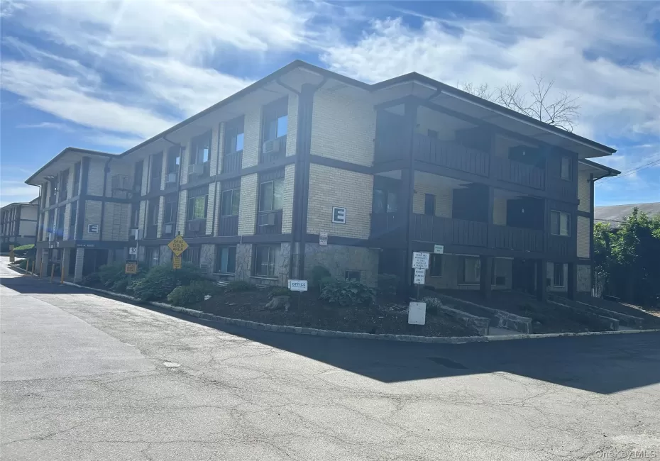 254 N.Main Street, Ramapo, NY, 1 Bedroom Bedrooms, 5 Rooms Rooms,1 BathroomBathrooms,Residential,For Rent,N.Main,0,1009914 254 N.Main Street, Ramapo, NY, 1 Bedroom Bedrooms, 5 Rooms Rooms,1 BathroomBathrooms,Residential,For Rent,N.Main,0,1009914