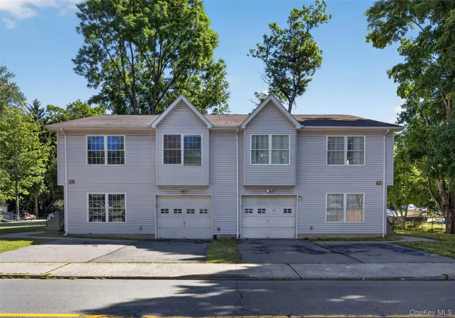 41 Genung Street, Middletown, NY, 4 Bedrooms Bedrooms, 8 Rooms Rooms,3 BathroomsBathrooms,Residential Lease,For Rent,Genung,0,1014178 41 Genung Street, Middletown, NY, 4 Bedrooms Bedrooms, 8 Rooms Rooms,3 BathroomsBathrooms,Residential Lease,For Rent,Genung,0,1014178
