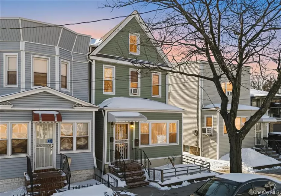 80-68 87th Avenue, New York, NY, 5 Bedrooms Bedrooms, 7 Rooms Rooms,2 BathroomsBathrooms,Residential,For Rent,87th,0,1014287 80-68 87th Avenue, New York, NY, 5 Bedrooms Bedrooms, 7 Rooms Rooms,2 BathroomsBathrooms,Residential,For Rent,87th,0,1014287