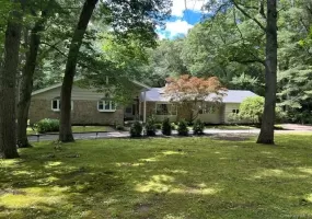 3 Fox Lane, Oyster Bay, NY, 5 Bedrooms Bedrooms, 8 Rooms Rooms,3 BathroomsBathrooms,Residential,For Rent,Fox,0,1012983 3 Fox Lane, Oyster Bay, NY, 5 Bedrooms Bedrooms, 8 Rooms Rooms,3 BathroomsBathrooms,Residential,For Rent,Fox,0,1012983