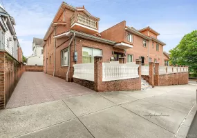 58-10 83rd Place, New York, NY, 5 Bedrooms Bedrooms, 12 Rooms Rooms,4 BathroomsBathrooms,Residential,For Rent,83rd,0,951848 58-10 83rd Place, New York, NY, 5 Bedrooms Bedrooms, 12 Rooms Rooms,4 BathroomsBathrooms,Residential,For Rent,83rd,0,951848