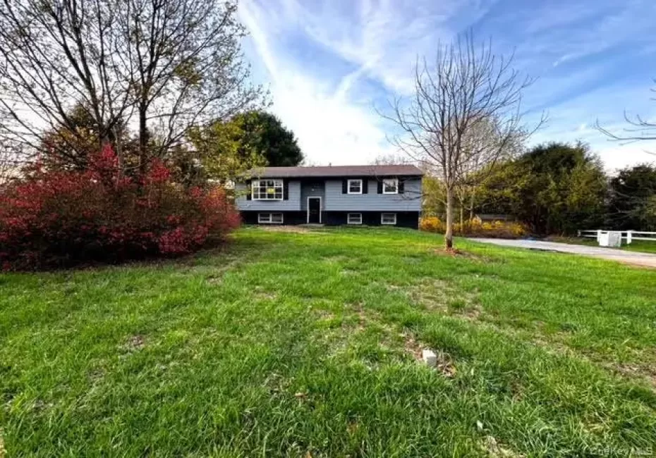 7 Jonathan Drive, Hyde Park, NY, 3 Bedrooms Bedrooms, 7 Rooms Rooms,2 BathroomsBathrooms,Residential,For Rent,Jonathan,0,988726 7 Jonathan Drive, Hyde Park, NY, 3 Bedrooms Bedrooms, 7 Rooms Rooms,2 BathroomsBathrooms,Residential,For Rent,Jonathan,0,988726