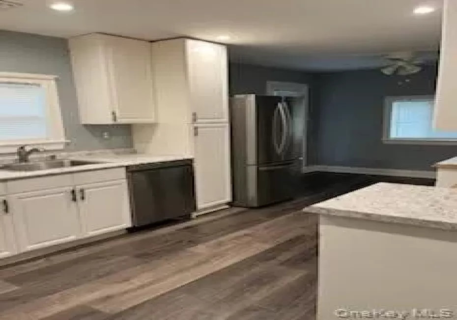 5 Pamela Lane, Brookhaven, NY, 3 Bedrooms Bedrooms, 5 Rooms Rooms,1 BathroomBathrooms,Residential Lease,For Rent,Pamela,0,1014396 5 Pamela Lane, Brookhaven, NY, 3 Bedrooms Bedrooms, 5 Rooms Rooms,1 BathroomBathrooms,Residential Lease,For Rent,Pamela,0,1014396