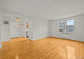 5610 Netherland Avenue, New York, NY, 2 Bedrooms Bedrooms, 4 Rooms Rooms,1 BathroomBathrooms,Residential,For Rent,Netherland,0,946770 5610 Netherland Avenue, New York, NY, 2 Bedrooms Bedrooms, 4 Rooms Rooms,1 BathroomBathrooms,Residential,For Rent,Netherland,0,946770