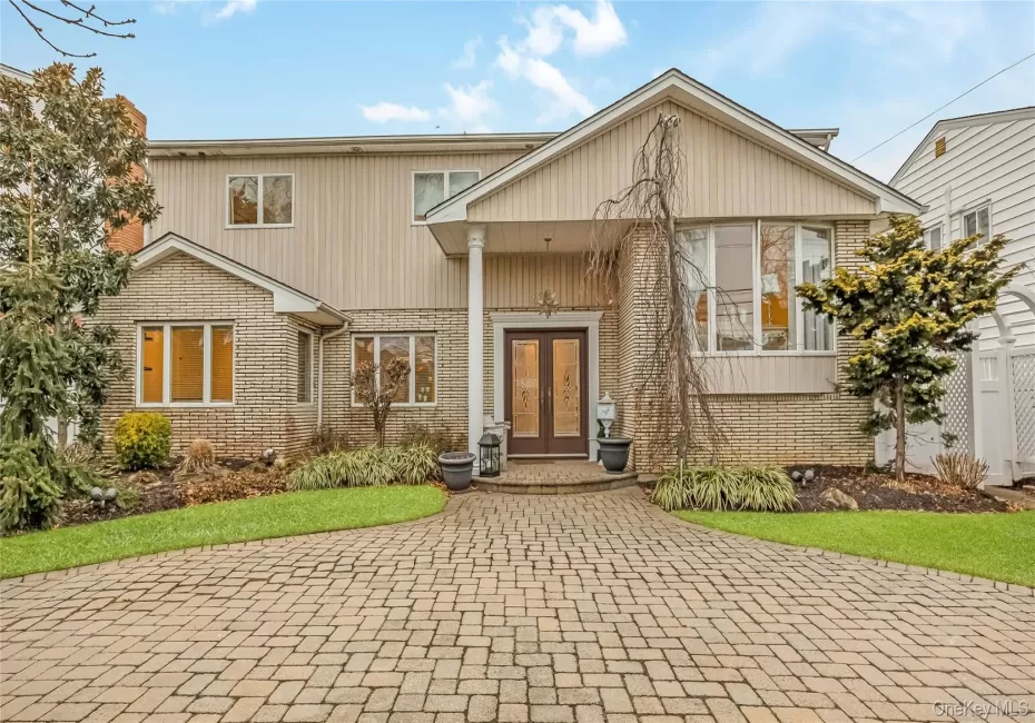 2876 Shore Road, Hempstead, NY, 4 Bedrooms Bedrooms, 9 Rooms Rooms,2 BathroomsBathrooms,Residential,For Rent,Shore,0,954684 2876 Shore Road, Hempstead, NY, 4 Bedrooms Bedrooms, 9 Rooms Rooms,2 BathroomsBathrooms,Residential,For Rent,Shore,0,954684