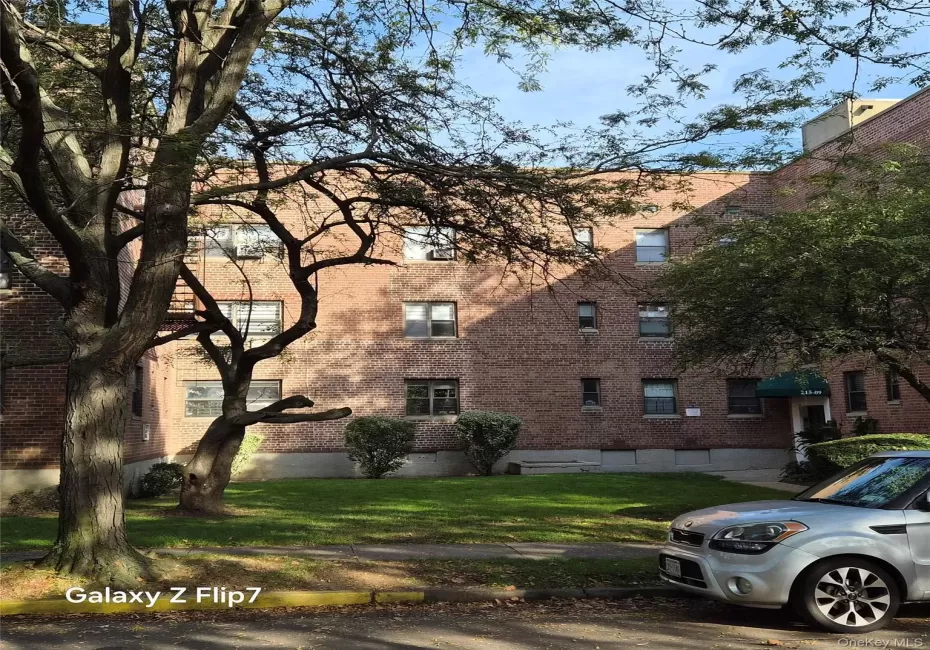 215-09 47th Avenue, New York, NY, 1 Bedroom Bedrooms, 4 Rooms Rooms,1 BathroomBathrooms,Residential,For Rent,47th,0,994247 215-09 47th Avenue, New York, NY, 1 Bedroom Bedrooms, 4 Rooms Rooms,1 BathroomBathrooms,Residential,For Rent,47th,0,994247
