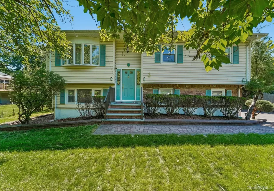 3 Bittman Lane, Clarkstown, NY, 4 Bedrooms Bedrooms, 7 Rooms Rooms,1 BathroomBathrooms,Residential,For Rent,Bittman,0,1002464 3 Bittman Lane, Clarkstown, NY, 4 Bedrooms Bedrooms, 7 Rooms Rooms,1 BathroomBathrooms,Residential,For Rent,Bittman,0,1002464