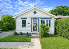 535 Outlook Avenue, West Babylon, NY, 3 Bedrooms Bedrooms, 5 Rooms Rooms,1 BathroomBathrooms,Residential,For Rent,Outlook,0,1012701 535 Outlook Avenue, West Babylon, NY, 3 Bedrooms Bedrooms, 5 Rooms Rooms,1 BathroomBathrooms,Residential,For Rent,Outlook,0,1012701