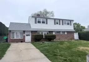 143 Red Maple Drive, Hempstead, NY, 4 Bedrooms Bedrooms, 7 Rooms Rooms,2 BathroomsBathrooms,Residential,For Rent,Red Maple,0,1012640 143 Red Maple Drive, Hempstead, NY, 4 Bedrooms Bedrooms, 7 Rooms Rooms,2 BathroomsBathrooms,Residential,For Rent,Red Maple,0,1012640