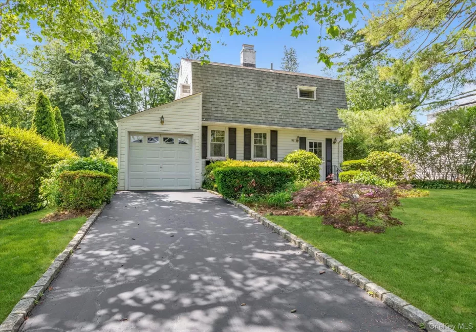148 Princeton Street, North Hempstead, NY, 3 Bedrooms Bedrooms, 6 Rooms Rooms,1 BathroomBathrooms,Residential,For Rent,Princeton,0,992598 148 Princeton Street, North Hempstead, NY, 3 Bedrooms Bedrooms, 6 Rooms Rooms,1 BathroomBathrooms,Residential,For Rent,Princeton,0,992598