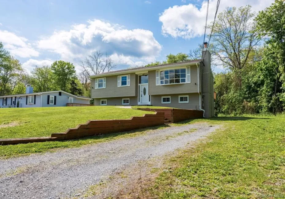5 Idlewild Drive, Hyde Park, NY, 5 Bedrooms Bedrooms, 14 Rooms Rooms,3 BathroomsBathrooms,Residential,For Rent,Idlewild,0,1014385 5 Idlewild Drive, Hyde Park, NY, 5 Bedrooms Bedrooms, 14 Rooms Rooms,3 BathroomsBathrooms,Residential,For Rent,Idlewild,0,1014385