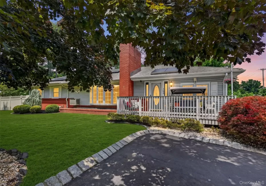 168 Third Street, Clarkstown, NY, 3 Bedrooms Bedrooms, 12 Rooms Rooms,1 BathroomBathrooms,Residential,For Rent,Third,0,1004006 168 Third Street, Clarkstown, NY, 3 Bedrooms Bedrooms, 12 Rooms Rooms,1 BathroomBathrooms,Residential,For Rent,Third,0,1004006